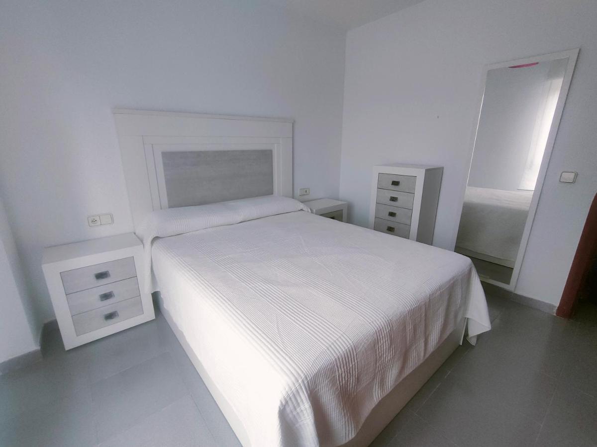 Appartamento Torrevieja Junto Cala Ferris Esterno foto